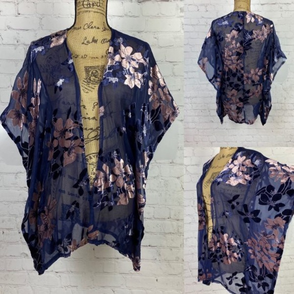 Chelsea & Violet Blue Burnout Velvet Open Front Kimono